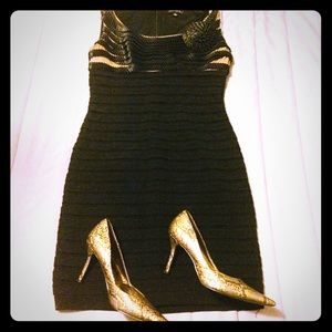 Black & nude bodycon midi dress w/ rosette